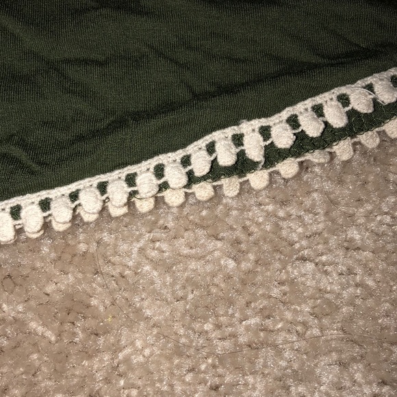 Green Top with Cream Accents - Picture 2 of 4